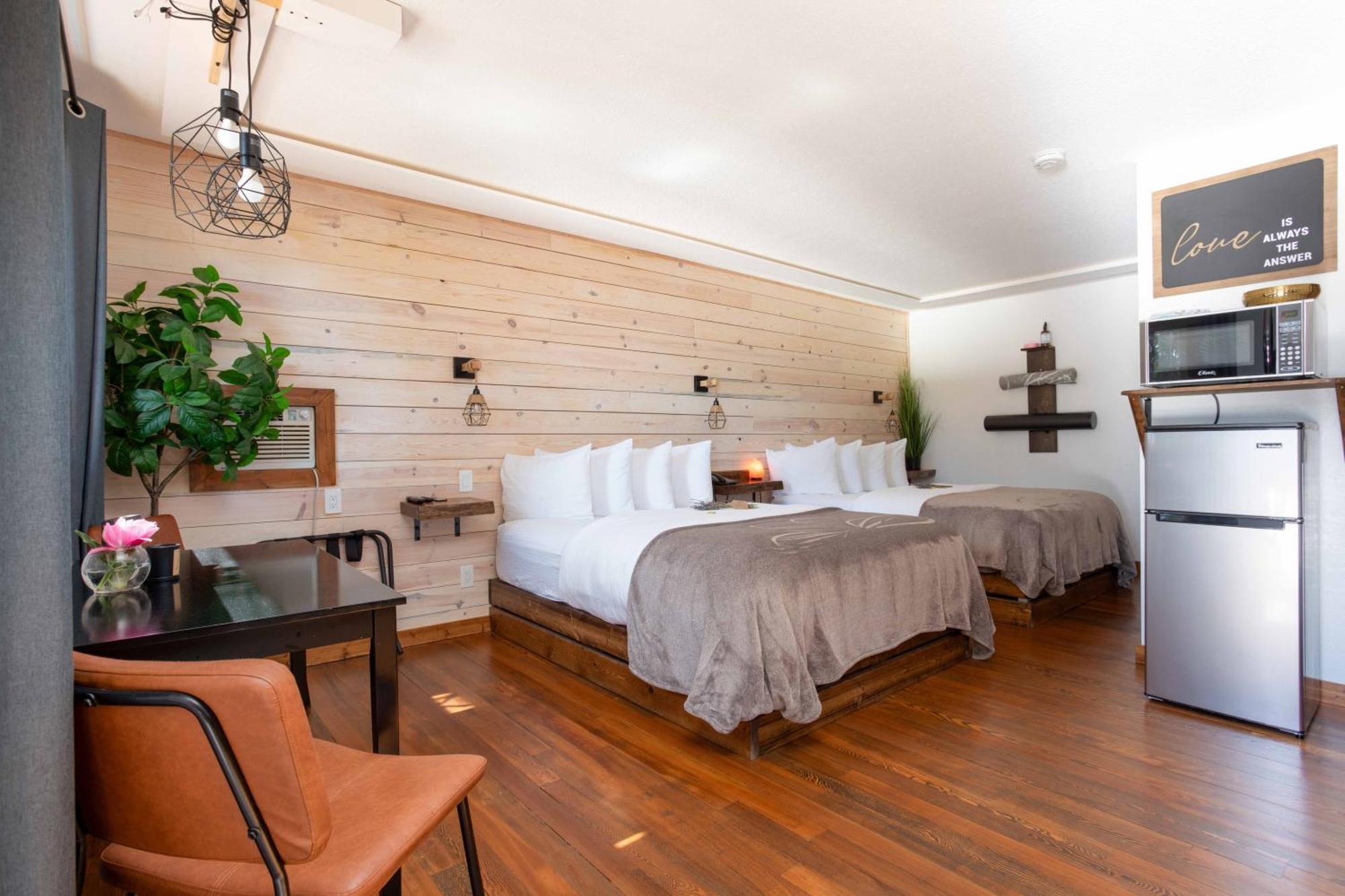 The Valley View Cabins And Event Center Creston Eksteriør billede