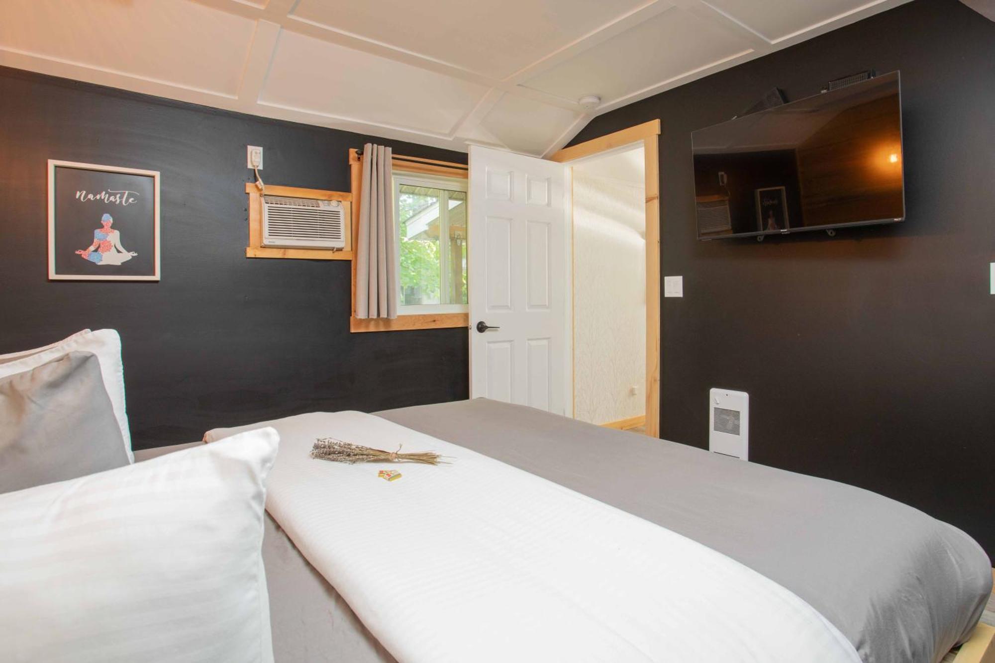 The Valley View Cabins And Event Center Creston Eksteriør billede