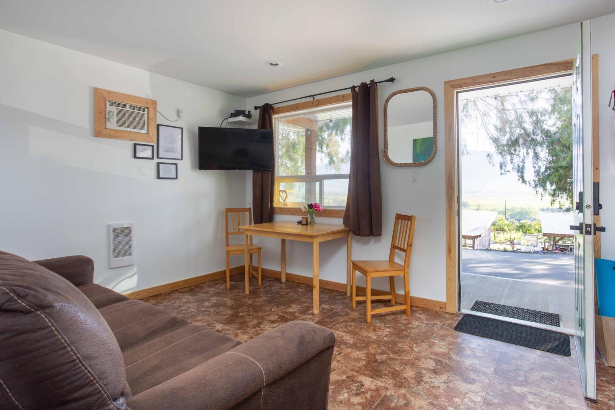 The Valley View Cabins And Event Center Creston Eksteriør billede
